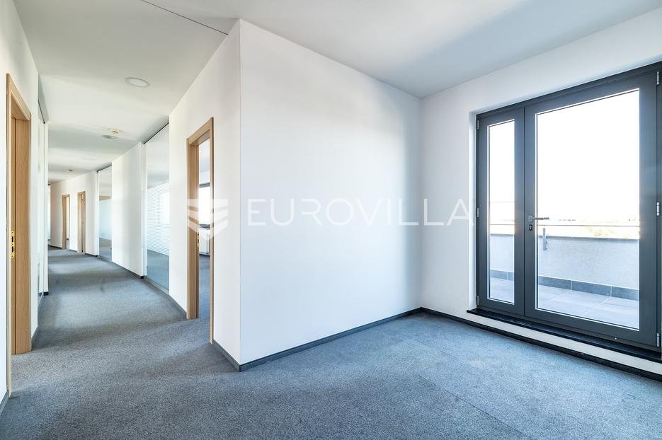 Lokal użytkowy Na sprzedaż - Grad Zagreb Novi Zagreb - Istok - foto 2/5