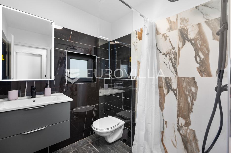 House For sale - Istarska Poreč