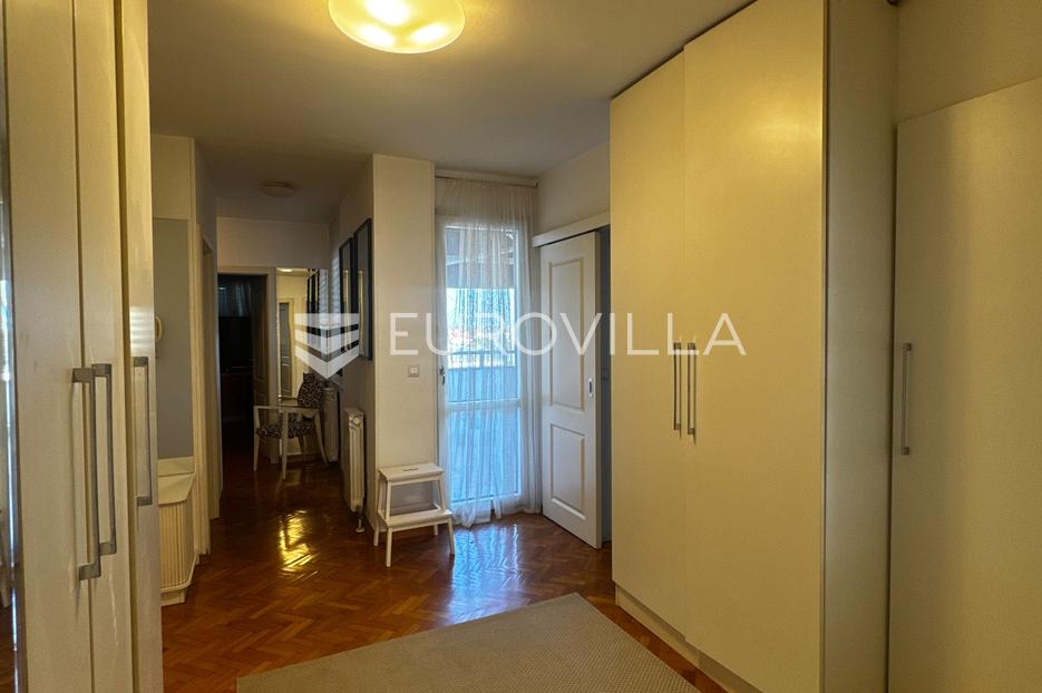 Apartmán Na predaj - Grad Zagreb Maksimir