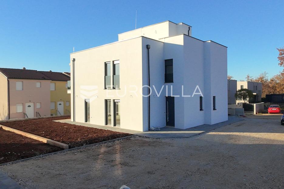 House For sale - Brtonigla - foto 2/17