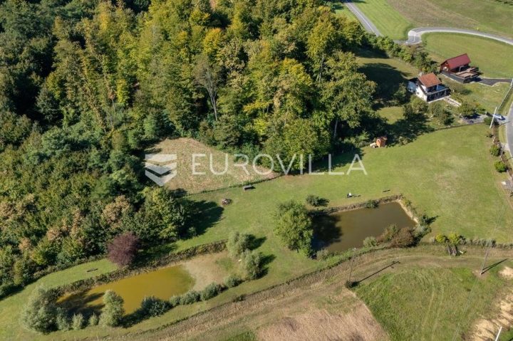 Hiša na predaj 175 m² – Banšćica