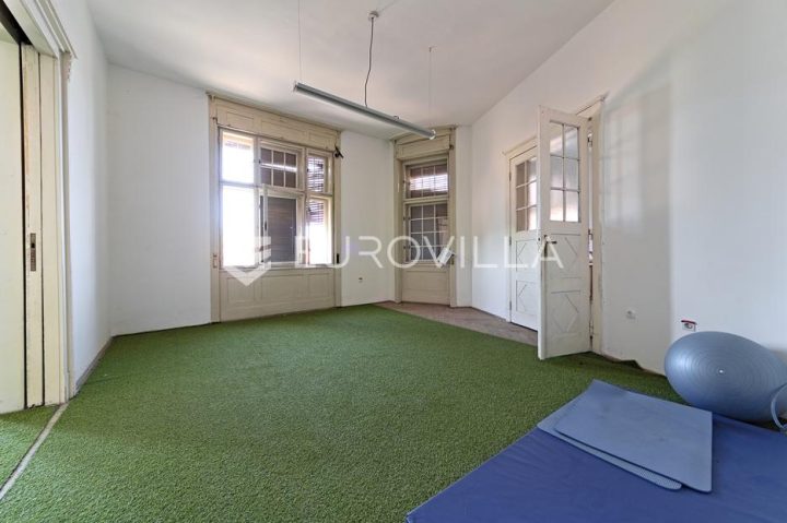 Business premises for sale 180 m² – Gornji Grad / Centar