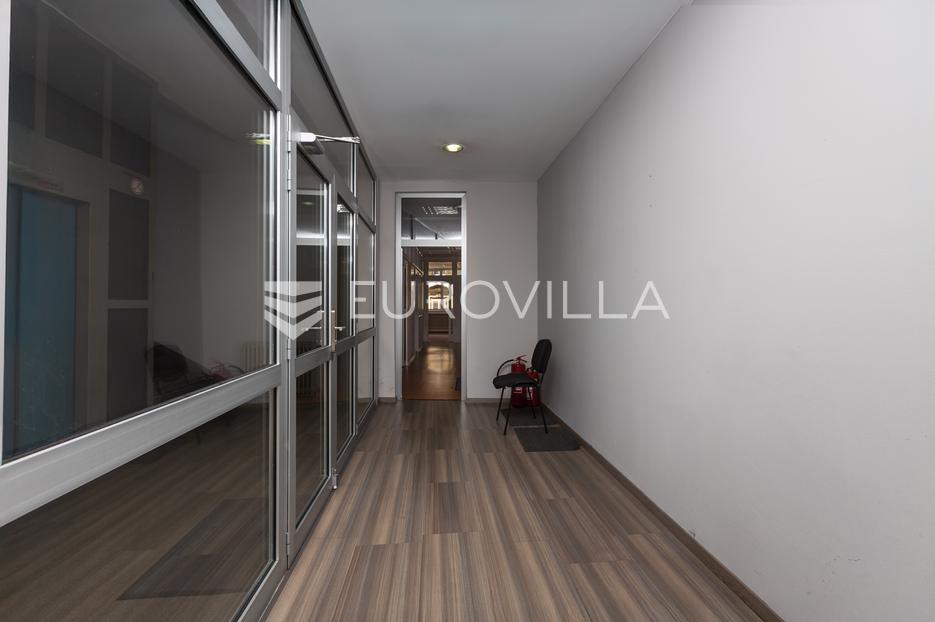 Business premises For rent - Primorsko-goranska Rijeka