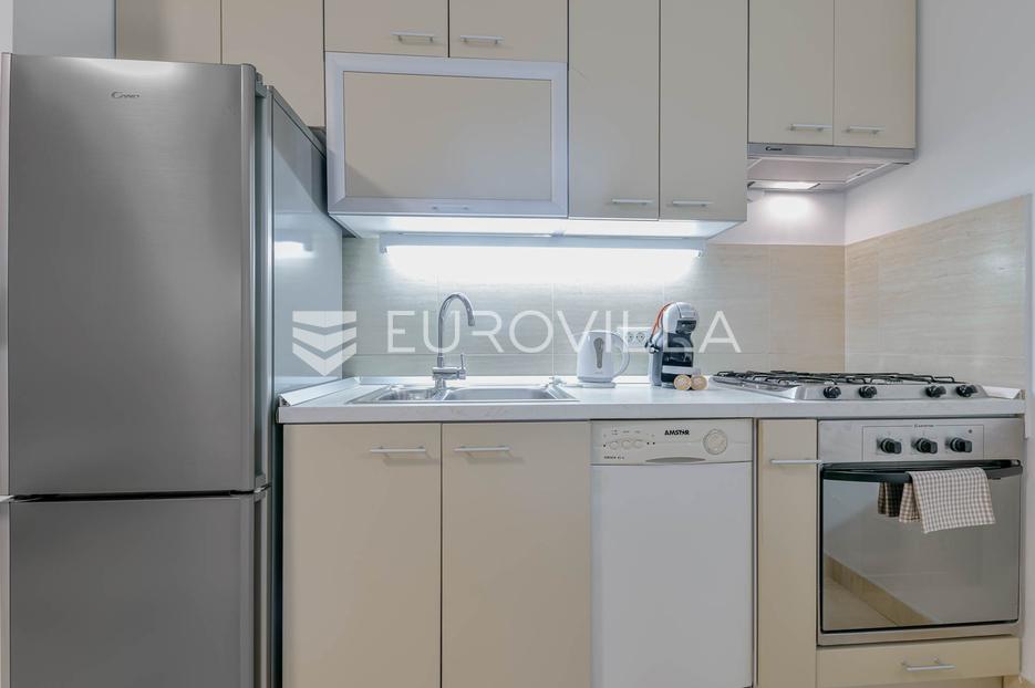 Appartamento In vendita -  Crikvenica