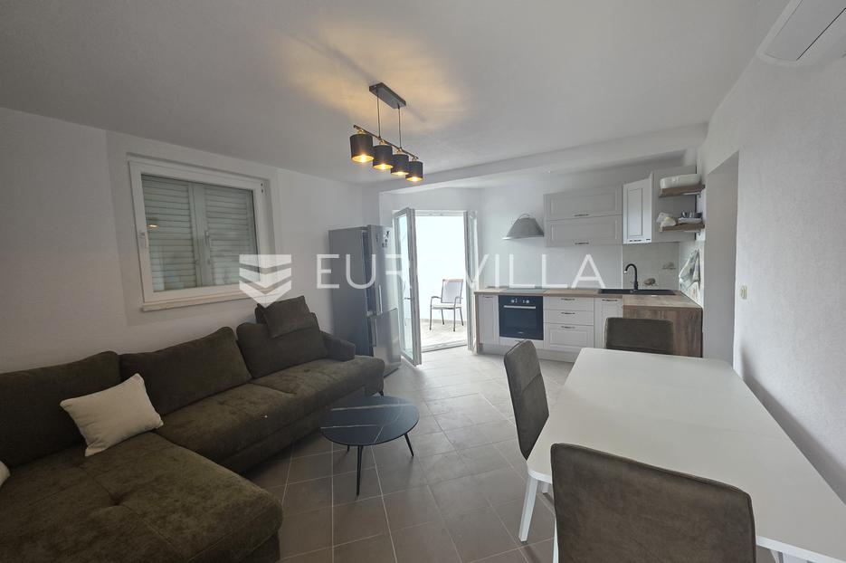 Apartma Na predaj - Primorsko-goranska Rab