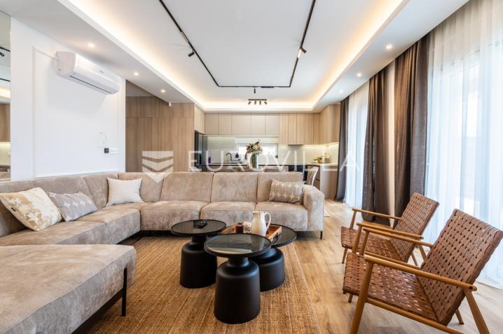 House for sale 583 m² – Plano