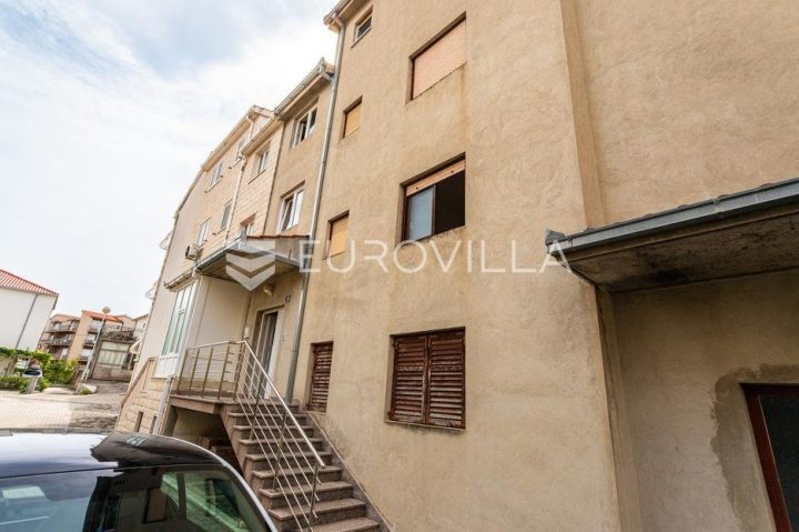Maison À vendre - Splitsko-dalmatinska Split - Okolica - foto 5/23