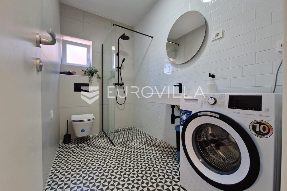 Appartement À vendre - Splitsko-dalmatinska Makarska