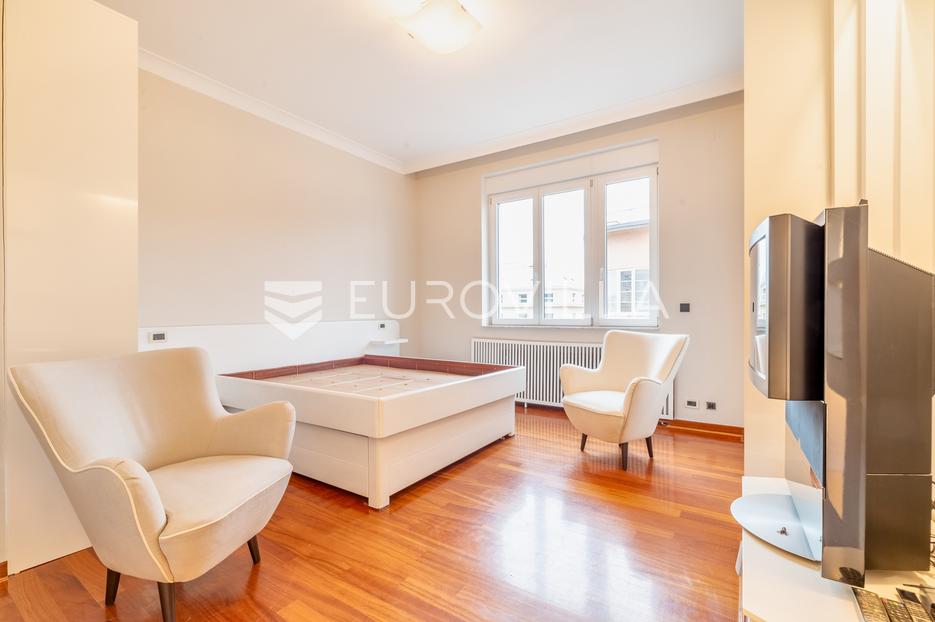 Appartamento In vendita -  Donji Grad