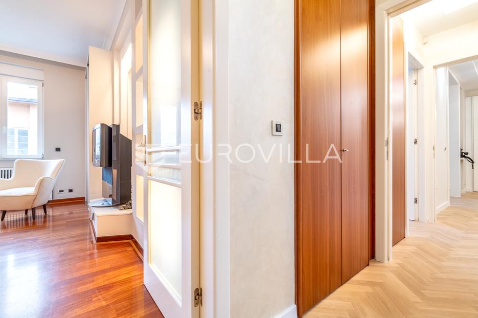 Appartamento In vendita -  Donji Grad