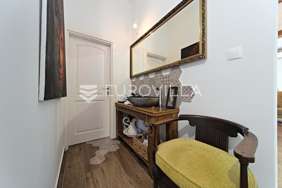 Casa In vendita - Virovitičko-podravska Orahovica