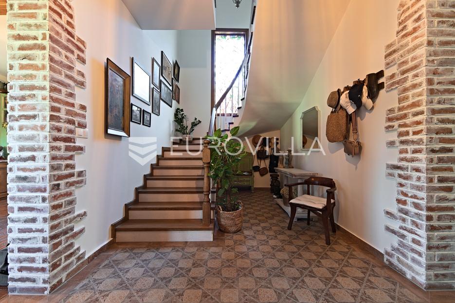 Casa In vendita - Virovitičko-podravska Orahovica
