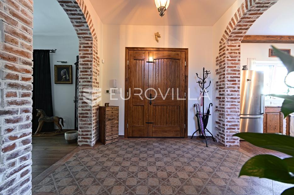Casa In vendita - Virovitičko-podravska Orahovica