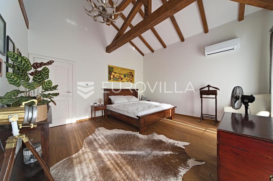 Casa In vendita - Virovitičko-podravska Orahovica