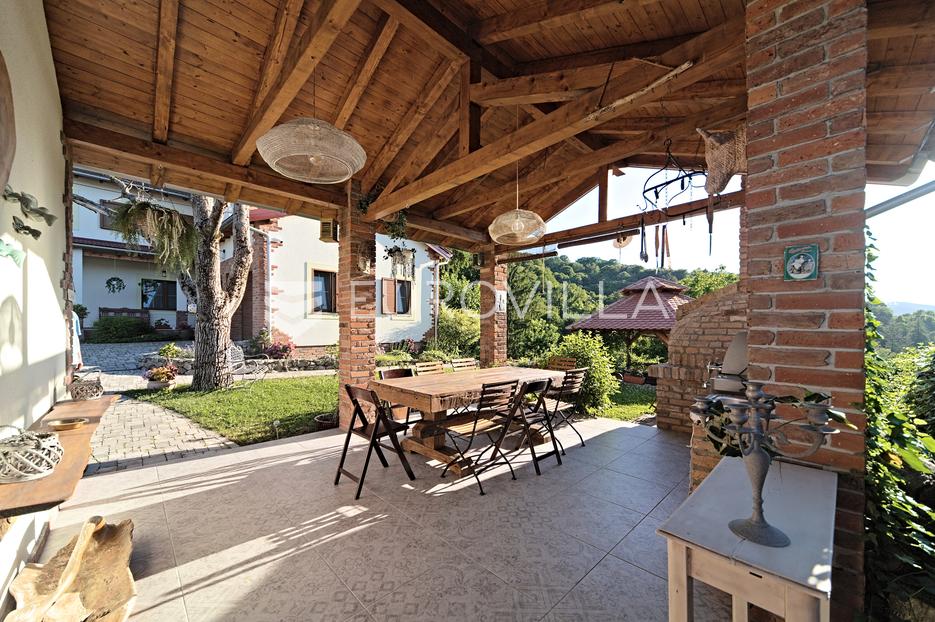 Casa In vendita - Virovitičko-podravska Orahovica