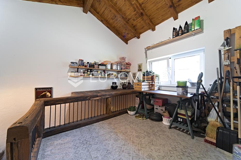 Casa In vendita - Virovitičko-podravska Orahovica