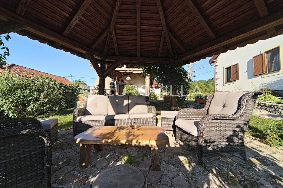 Maison À vendre - Virovitičko-podravska Orahovica
