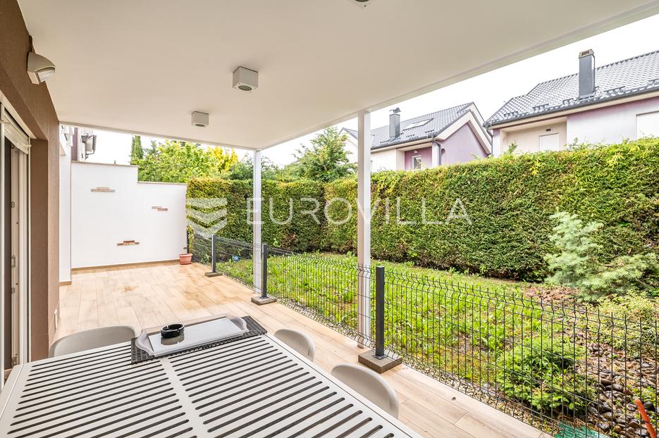 Haus Zu verkaufen -  Novi Zagreb - Zapad