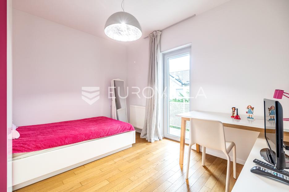Haus Zu verkaufen -  Novi Zagreb - Zapad