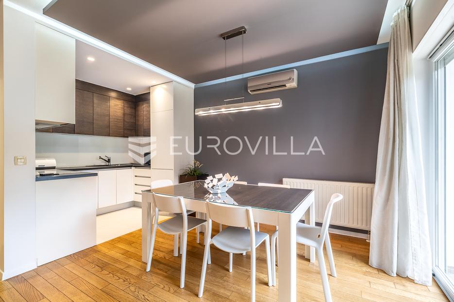 Haus Zu verkaufen -  Novi Zagreb - Zapad
