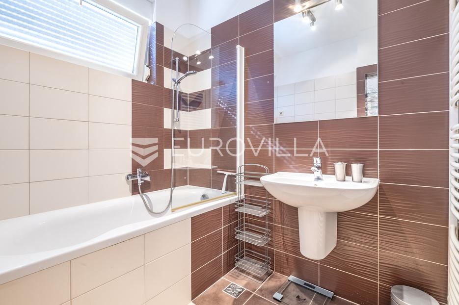 Flat For sale -  Maksimir