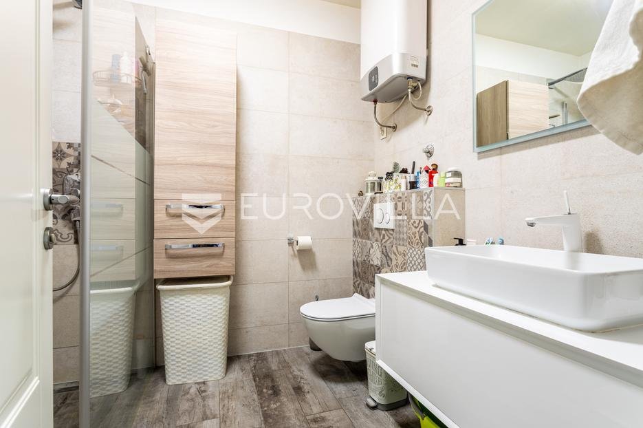 Flat For sale - Splitsko-dalmatinska Split
