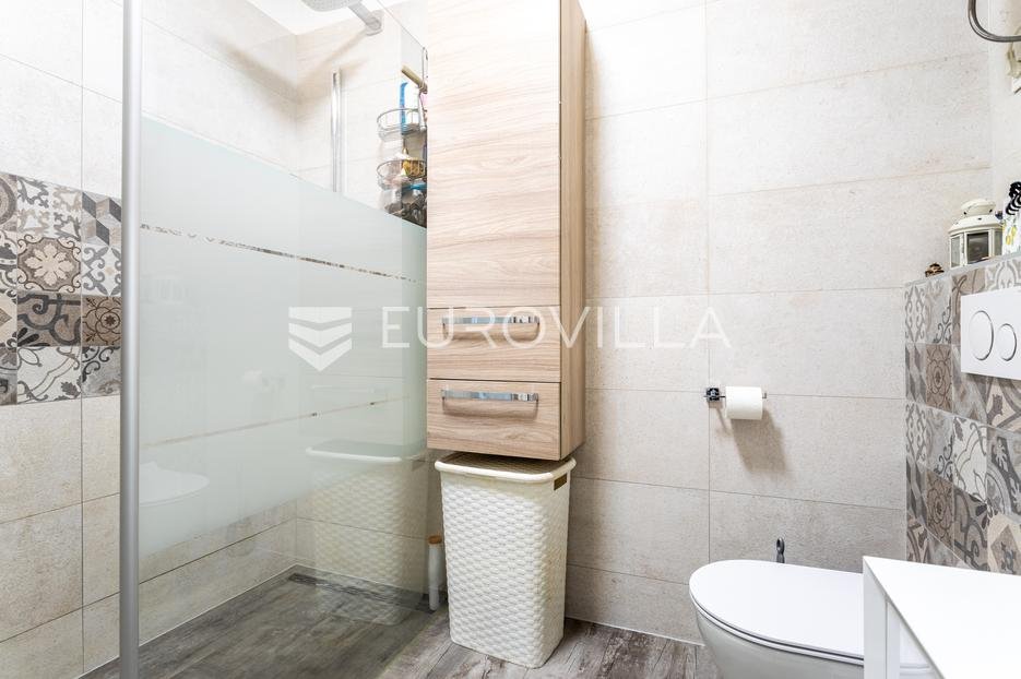 Flat For sale - Splitsko-dalmatinska Split