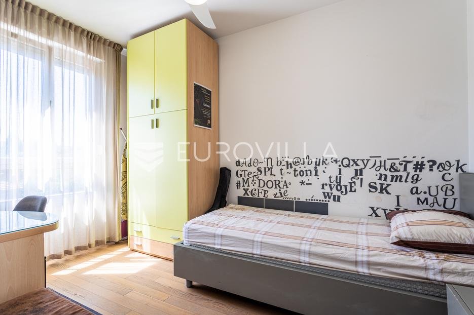 Flat For sale - Splitsko-dalmatinska Split