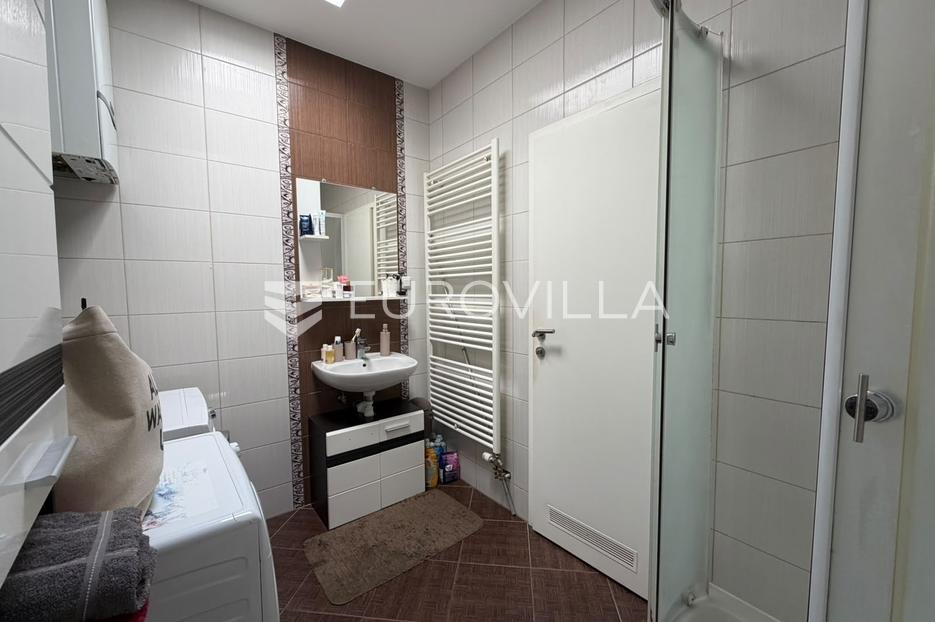 Appartement À vendre - Osječko-baranjska Đakovo