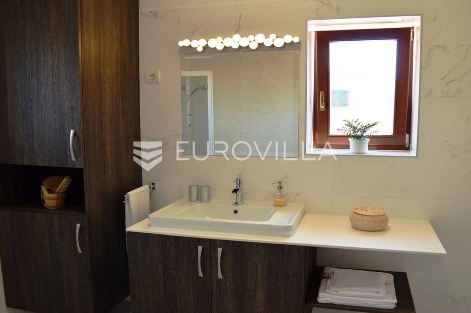 House For sale - Istarska Tinjan