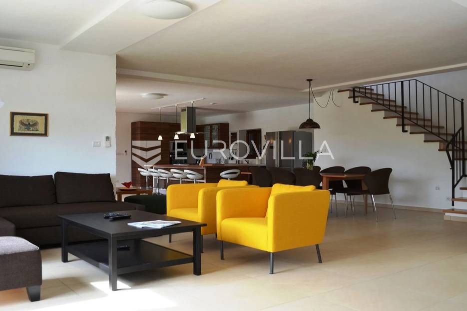 House For sale - Istarska Tinjan