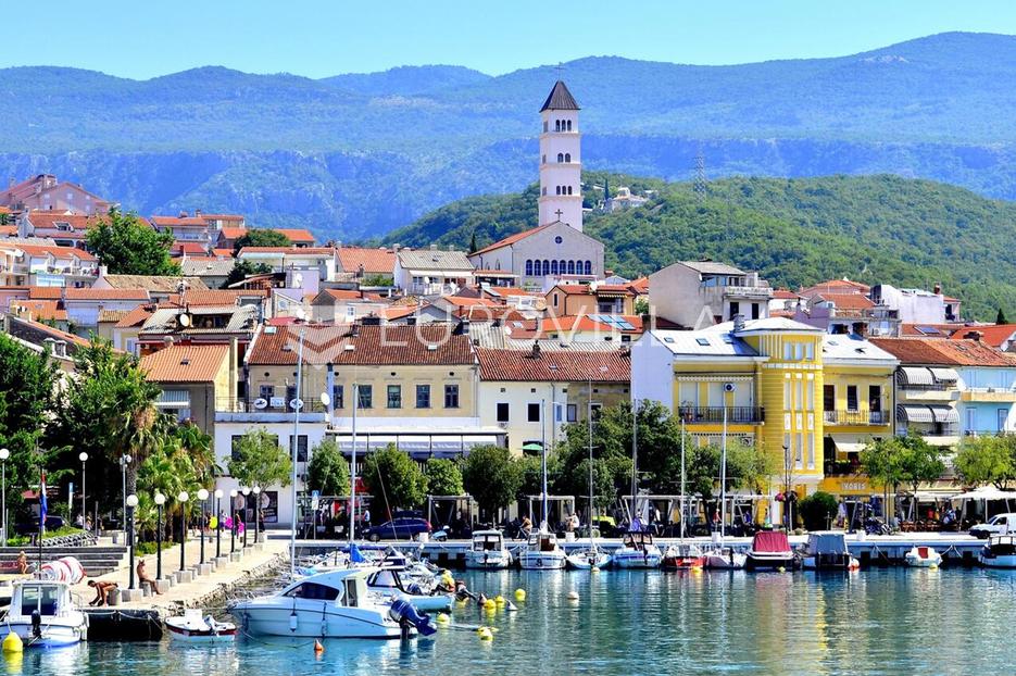 Stan Na prodaju -  Crikvenica