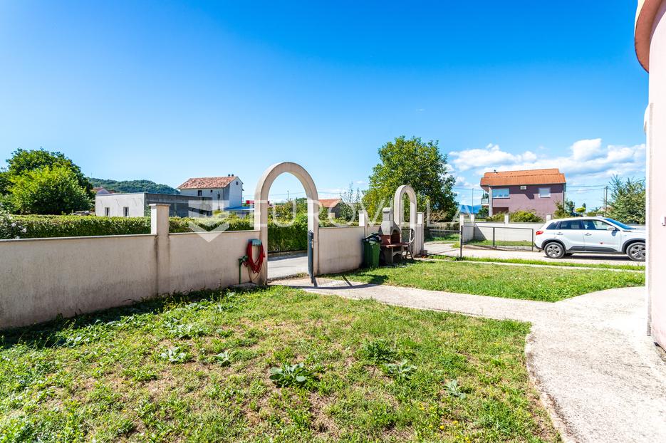 Dom Na sprzedaż -  Trilj