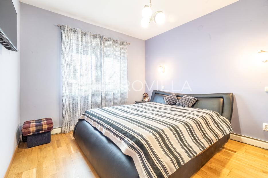 Haus Zu verkaufen -  Velika Gorica - Okolica