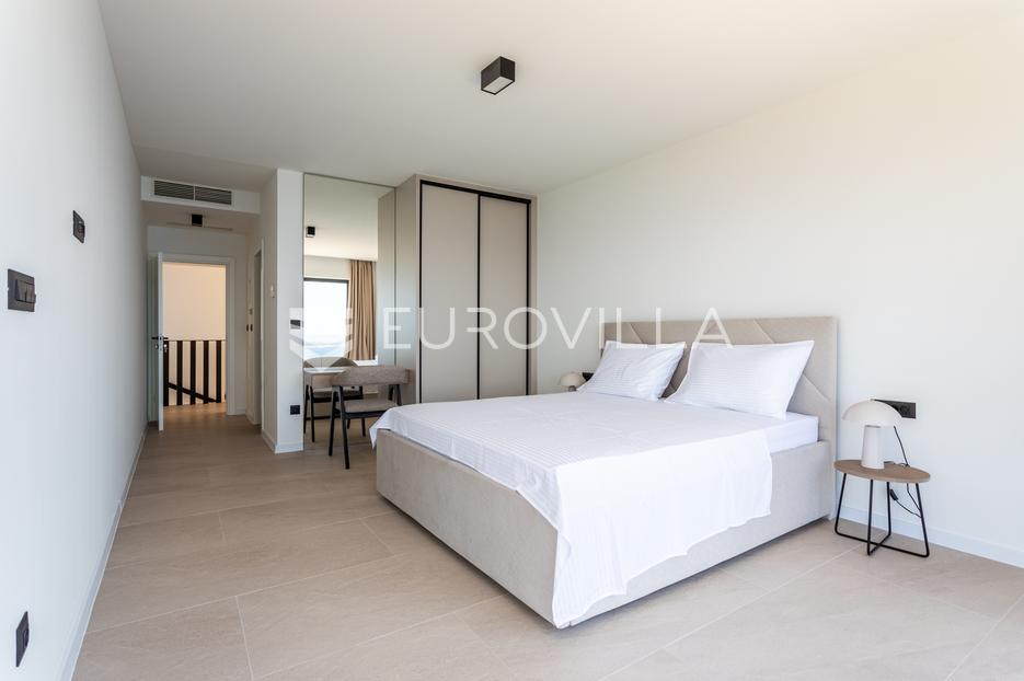 House For sale - Splitsko-dalmatinska Brela