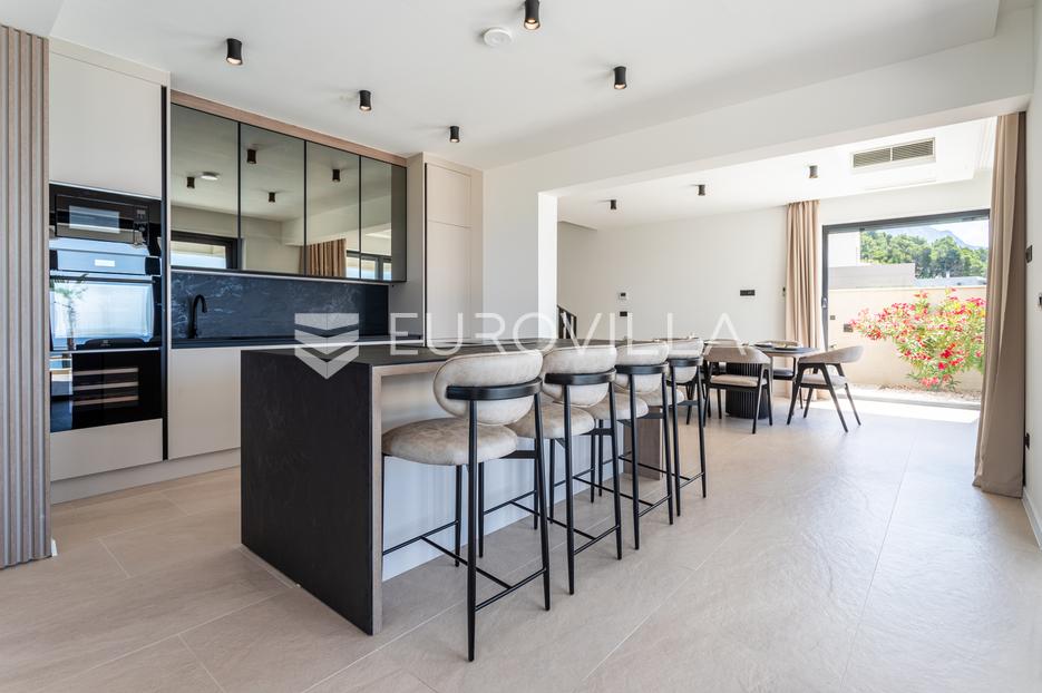 House For sale - Splitsko-dalmatinska Brela