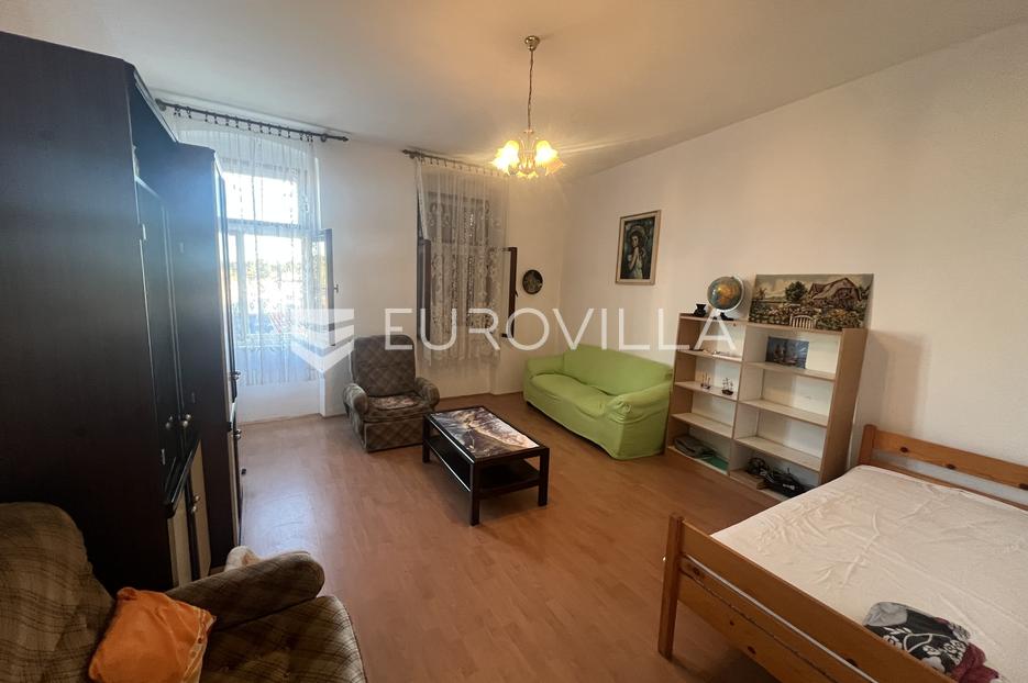 Apartma Na predaj -  Pula