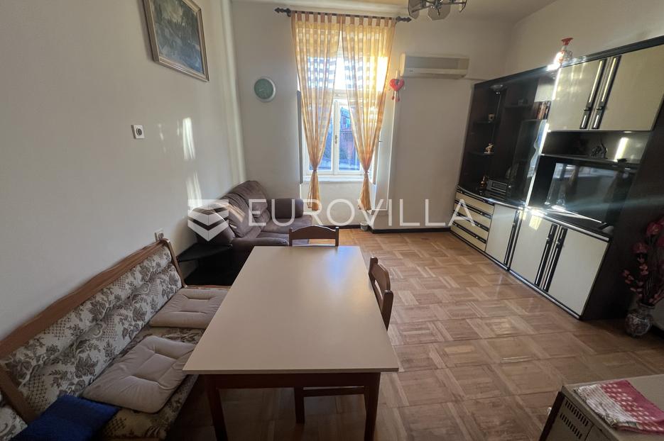 Apartma Na predaj -  Pula