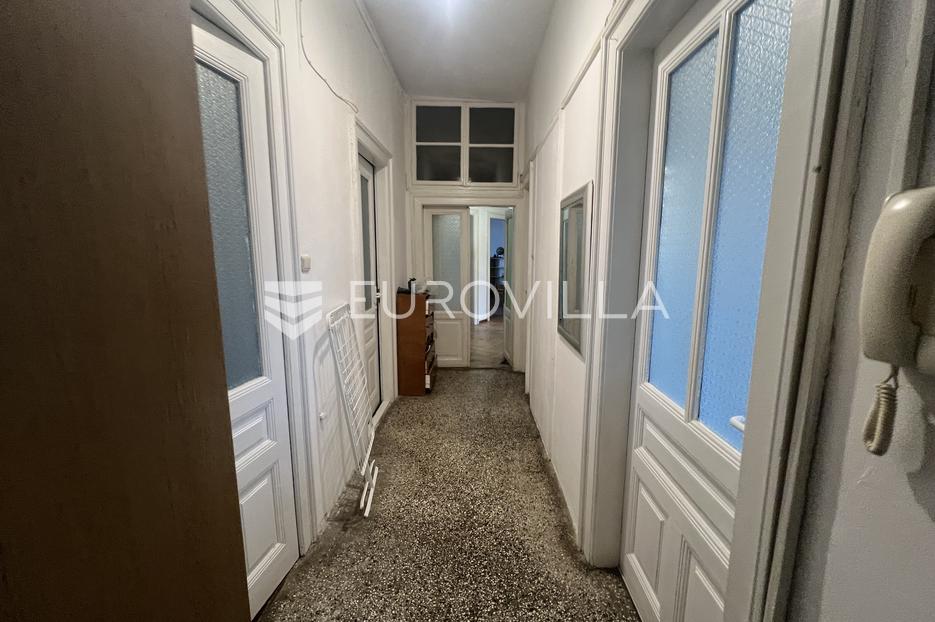 Apartma Na predaj -  Pula