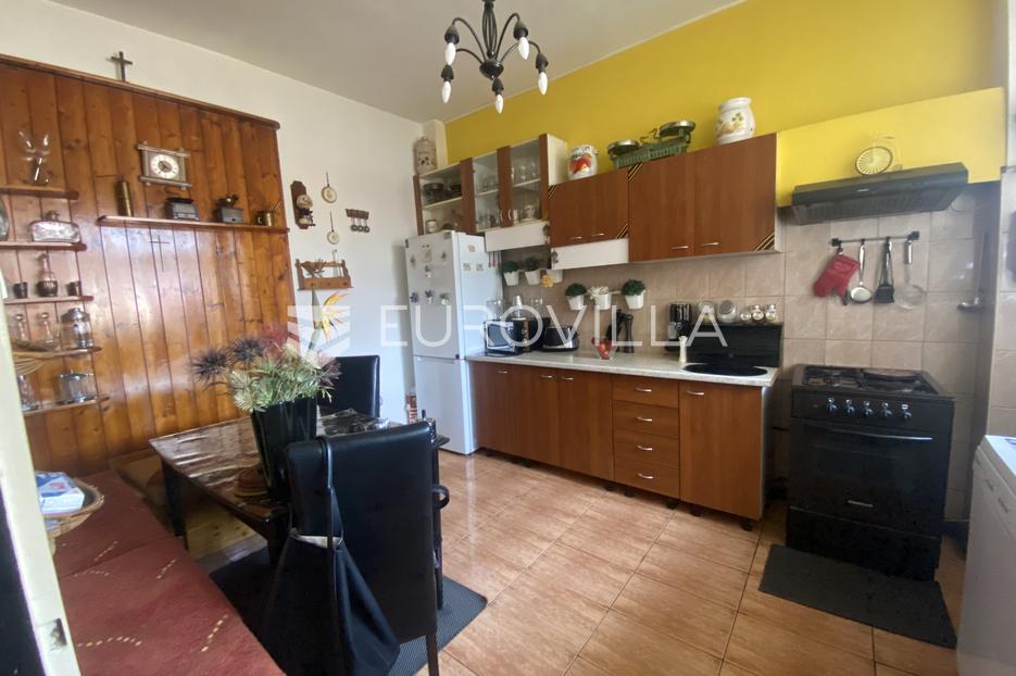 Kuća Na prodaju -  Slavonski Brod