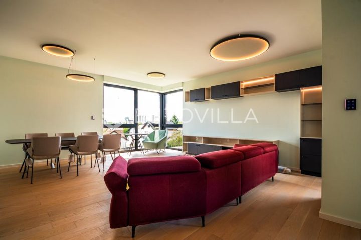 Stan na prodaju 170 m² – Bronx