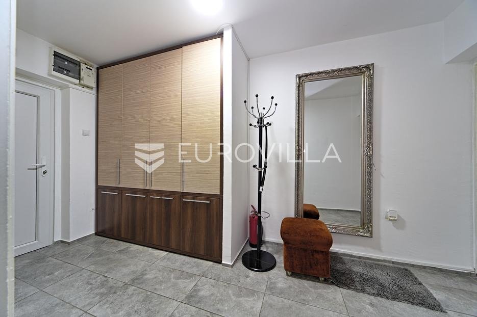 Apartma Na predaj - Osječko-baranjska Osijek