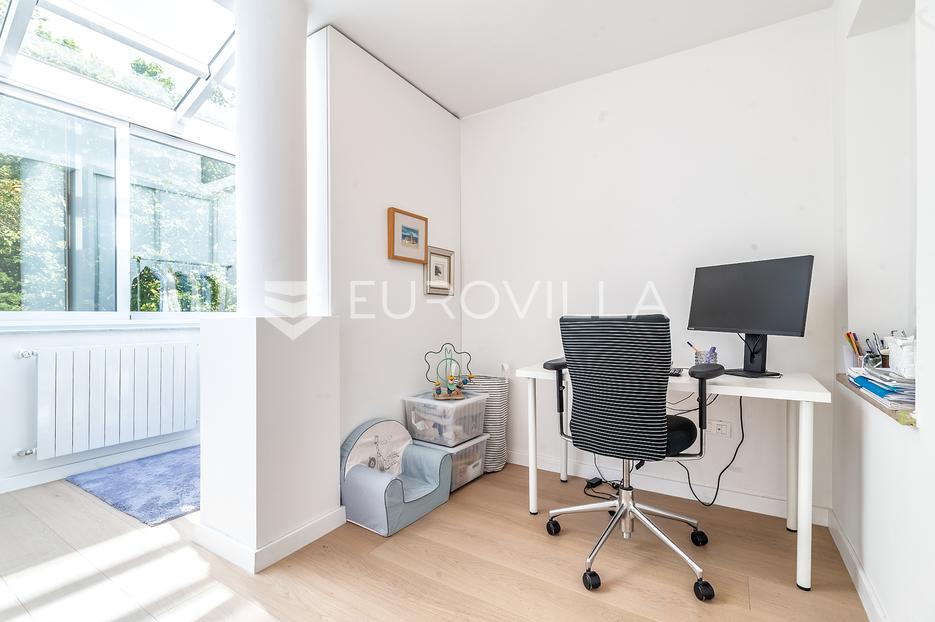 Apartmán Na predaj -  Maksimir