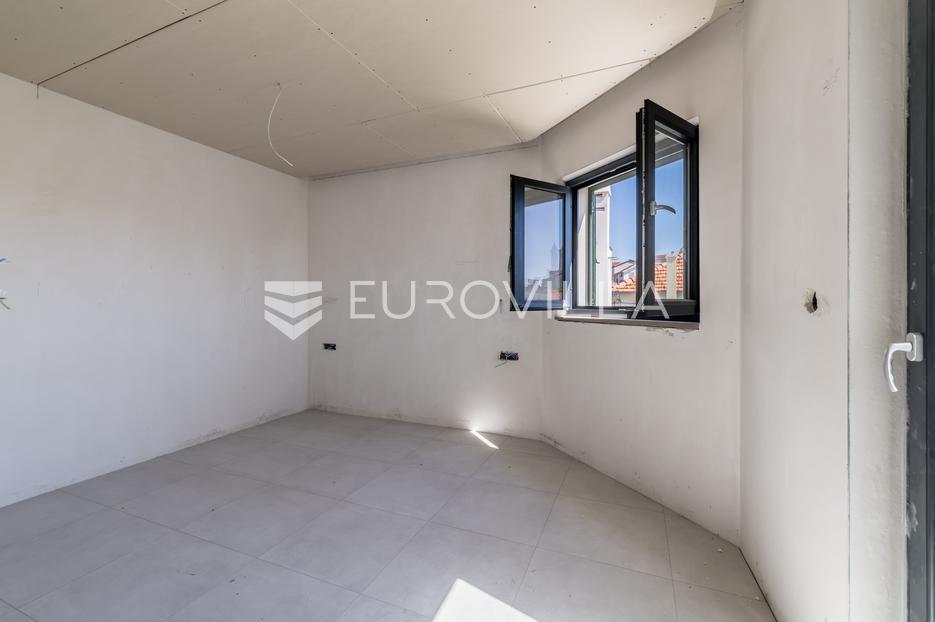 Appartamento In vendita -  Okrug