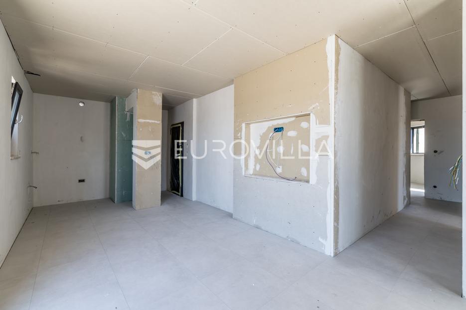 Appartamento In vendita -  Okrug