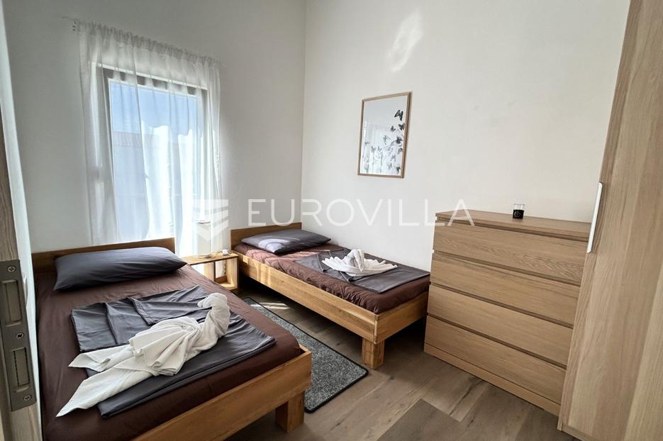 Kuća Na prodaju -  Vir