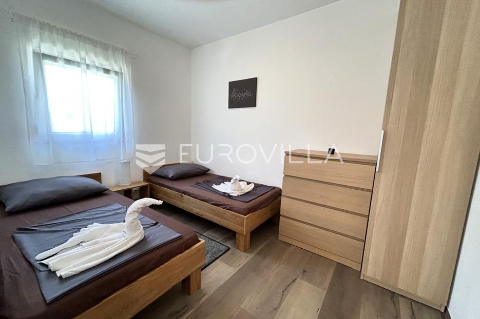 Kuća Na prodaju -  Vir