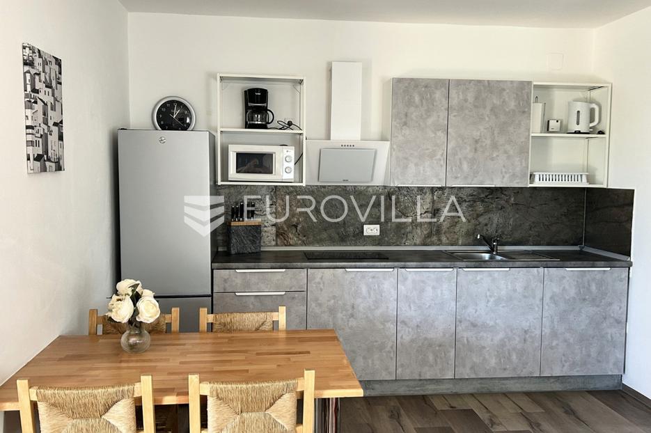 Kuća Na prodaju -  Vir