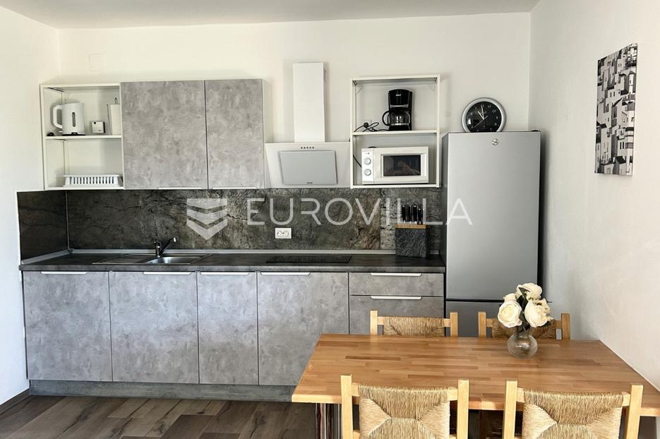 Kuća Na prodaju -  Vir