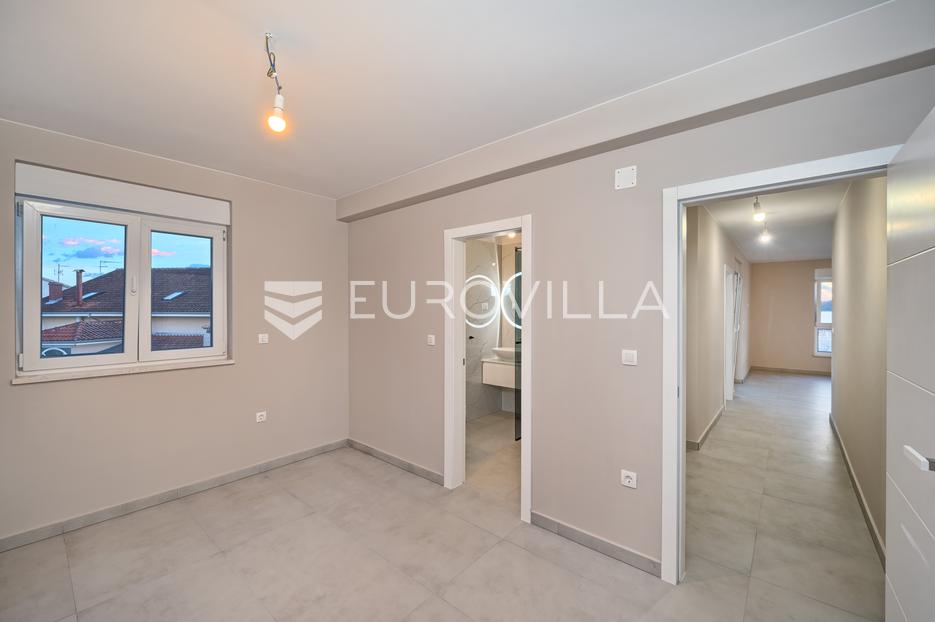 Stan Na prodaju - Šibensko-kninska Šibenik - Okolica